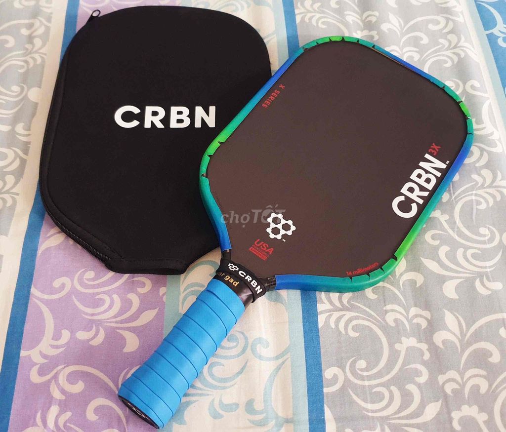 vợt pickleball siêu lướt