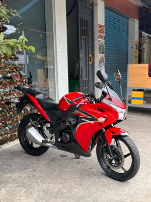 Honda CBR150R 2014 Đỏ 50000 km. Mua bán Xe máy tại Quận Bình Tân Tp Hồ Chí Minh được đăng bởi Việt Motor Bình Tân