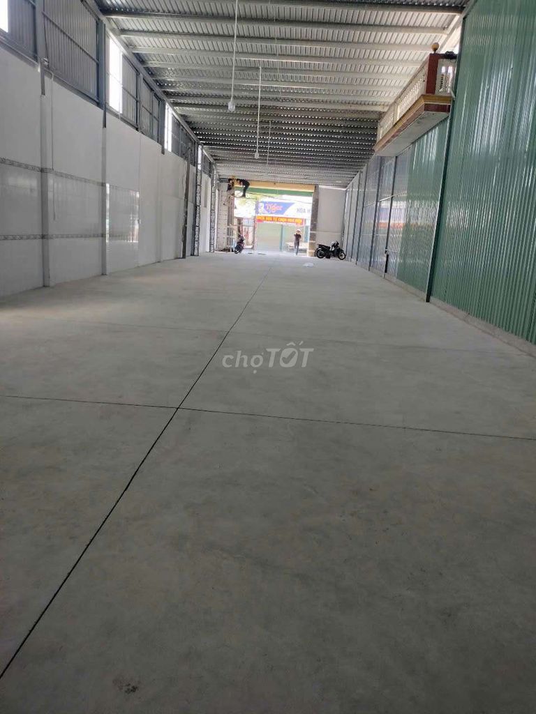 Cho Thuê Xưởng An Phú Đông Q12. Dt: 8x40m Giá: 22tr