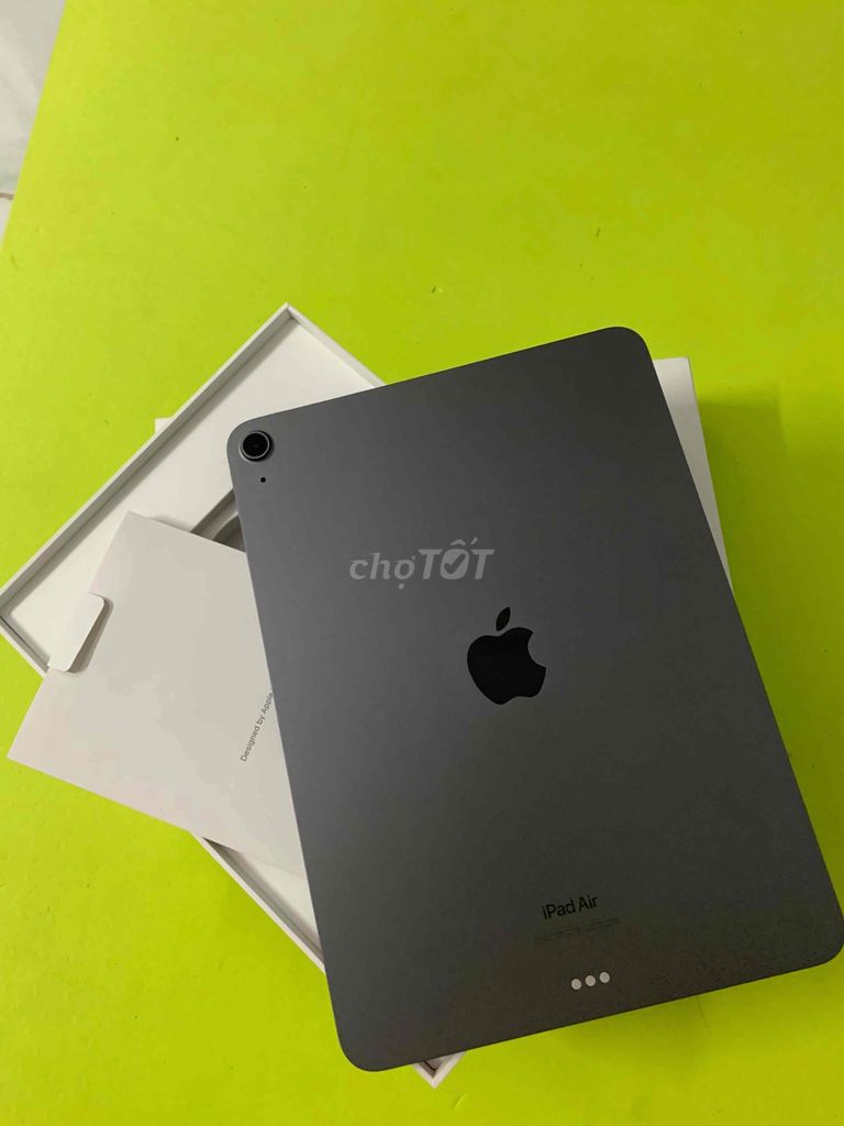 Apple iPad Air 5 M1 bảng wifi 64gb. Mua bán Máy tính bảng tại Quận Ninh Kiều Cần Thơ được đăng bởi Lê Kim Vân Anh hình 1