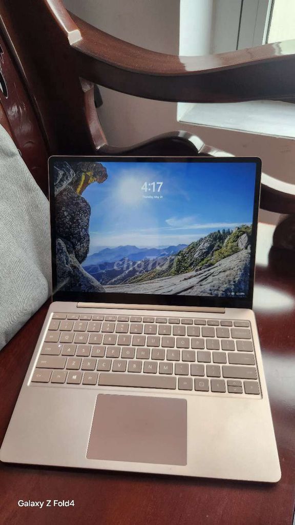 Microsoft Surface Laptop Go i5 Gen 10 8GB/128GB. Mua bán Laptop tại Quận 10 Tp Hồ Chí Minh được đăng bởi Mobile hình 1
