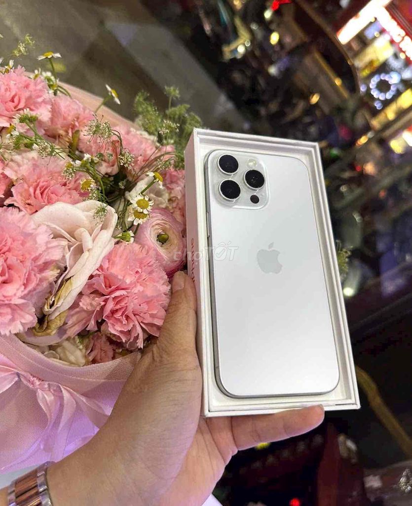 Apple iPhone 16 Pro Max 256GB Trắng. Mua bán Điện thoại tại Quận 3 Tp Hồ Chí Minh được đăng bởi Nam Á Mobile hình 1