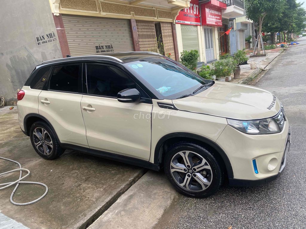 Suzuki Vitara 2016 1.6 AT - 82000 km. Mua bán Ô tô tại Quận Ngô Quyền Hải Phòng được đăng bởi Trần Triệu hình 2
