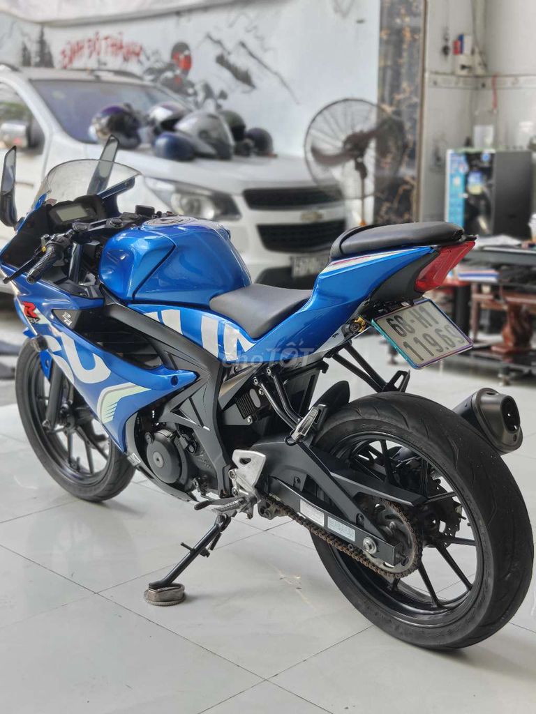 Suzuki GSX 150 2017 Синий 15000 км