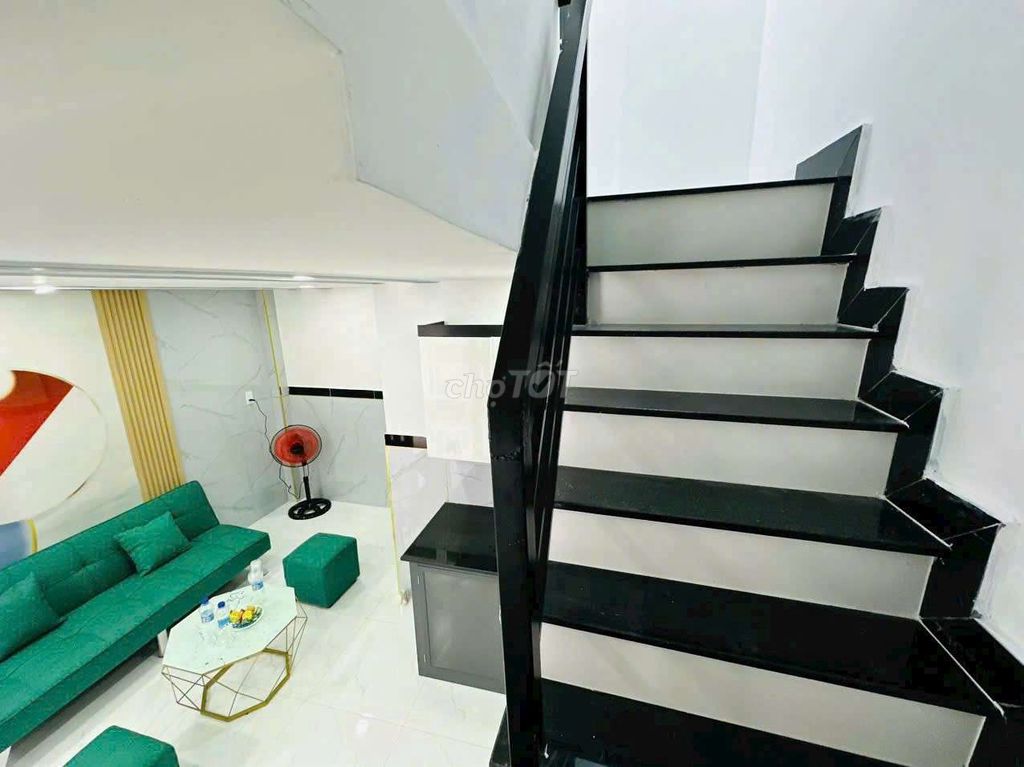Cần bán gấp căn nhà như hình sát chợ. Mua bán nhà ở tại Huyện Hóc Môn Tp Hồ Chí Minh được đăng bởi Châu Văn Lộc hình 2