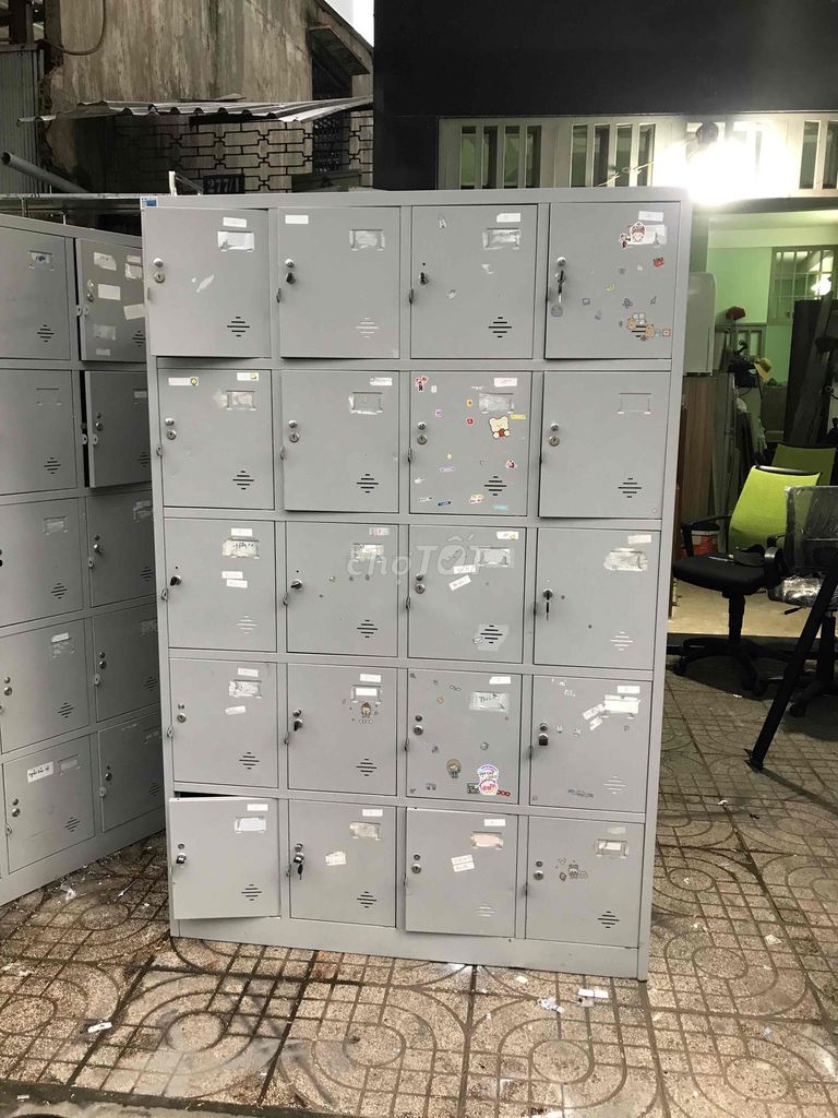 Tủ locker Hòa Phát 20 hộc Xám Kim loại. Mua bán Đồ dùng văn phòng tại Quận Tân Bình Tp Hồ Chí Minh được đăng bởi Ánh vân hình 1