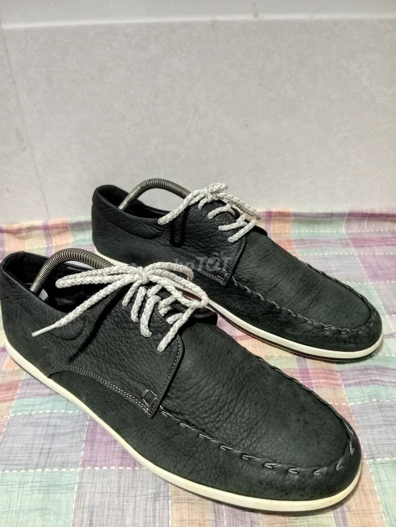 Giày da hạt size 42