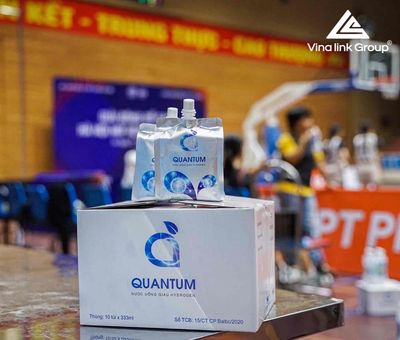 cần người phụ bán hàng. thức uống đóng hộp