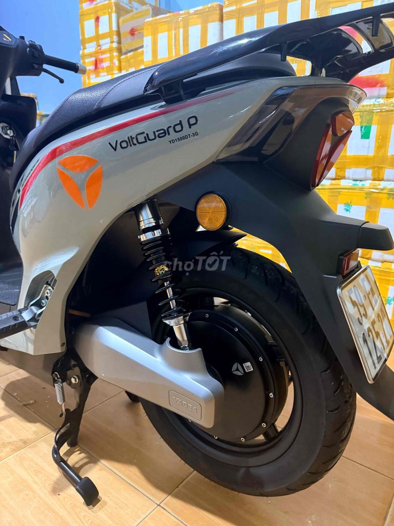 Электроскутер Yadea V002 2025 Серый