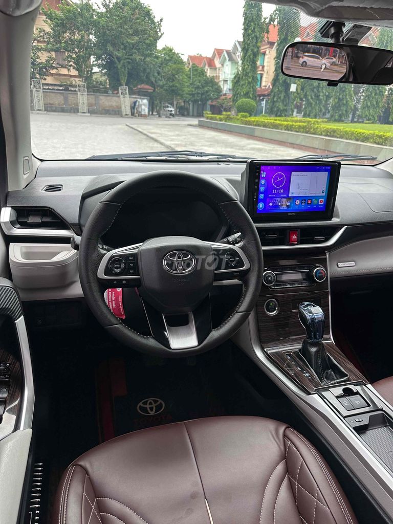 Toyota Veloz Cross 2023  số tự động 7 chỗ. Mua bán Ô tô tại Thành phố Thanh Hóa Thanh Hóa được đăng bởi Hoàng Tuấn hình 9