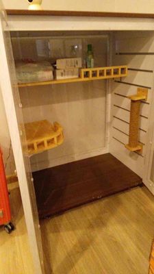 Tủ cho mèo Gỗ Nâu Trắng. Mua bán Phụ kiện, Thức ăn, Dịch vụ tại Quận Đống Đa Hà Nội được đăng bởi Chị Dương