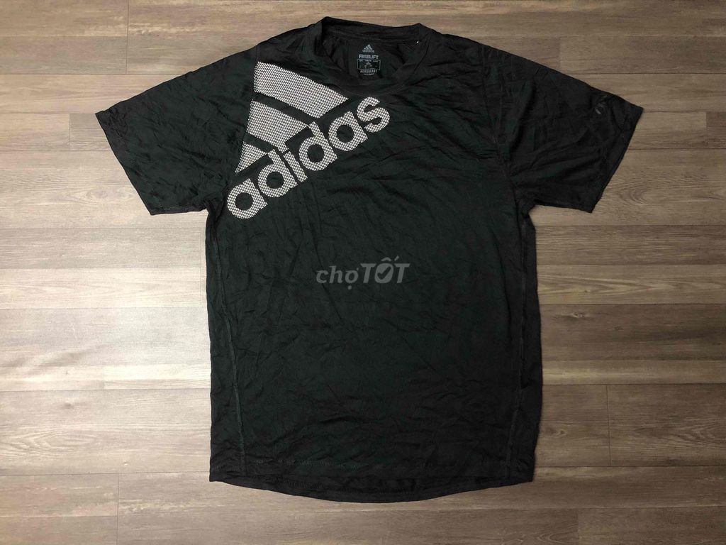 Adidas đen áo logo 60-70kg. Mua bán Quần áo tại Quận Bình Thạnh Tp Hồ Chí Minh được đăng bởi TIỆM ĐỒ SI HIỆU hình 1