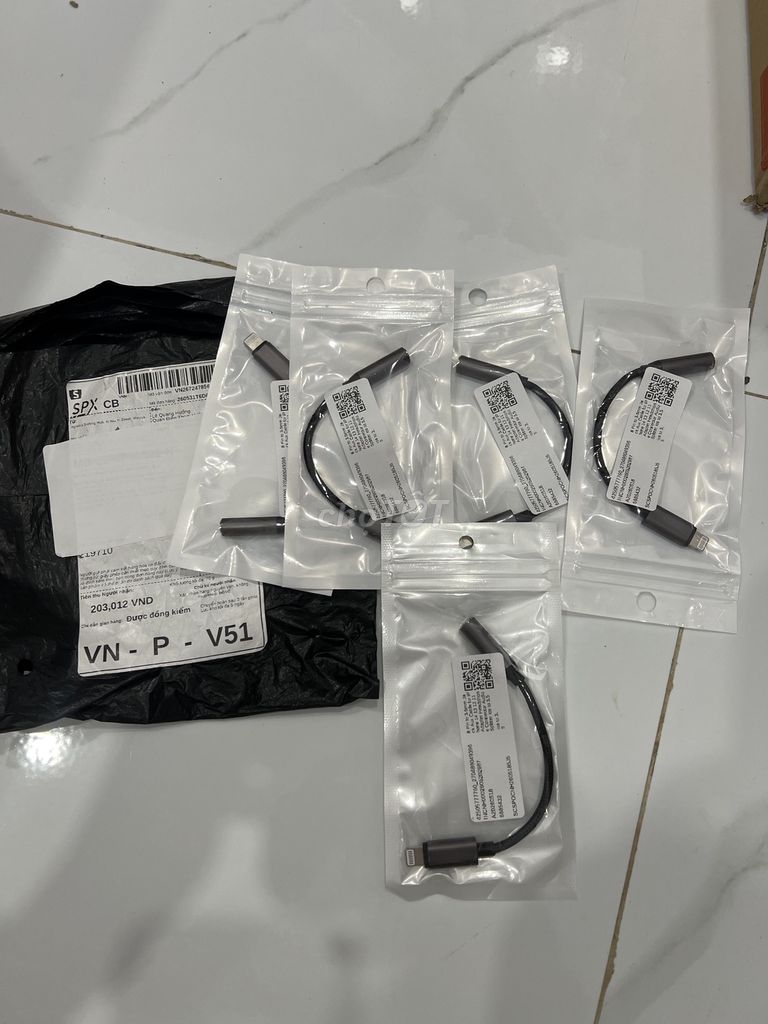 Bộ chuyển đổi âm thanh . Mua bán Phụ kiện (Màn hình, Chuột...) tại Huyện Định Quán Đồng Nai được đăng bởi kim tuyết hình 1