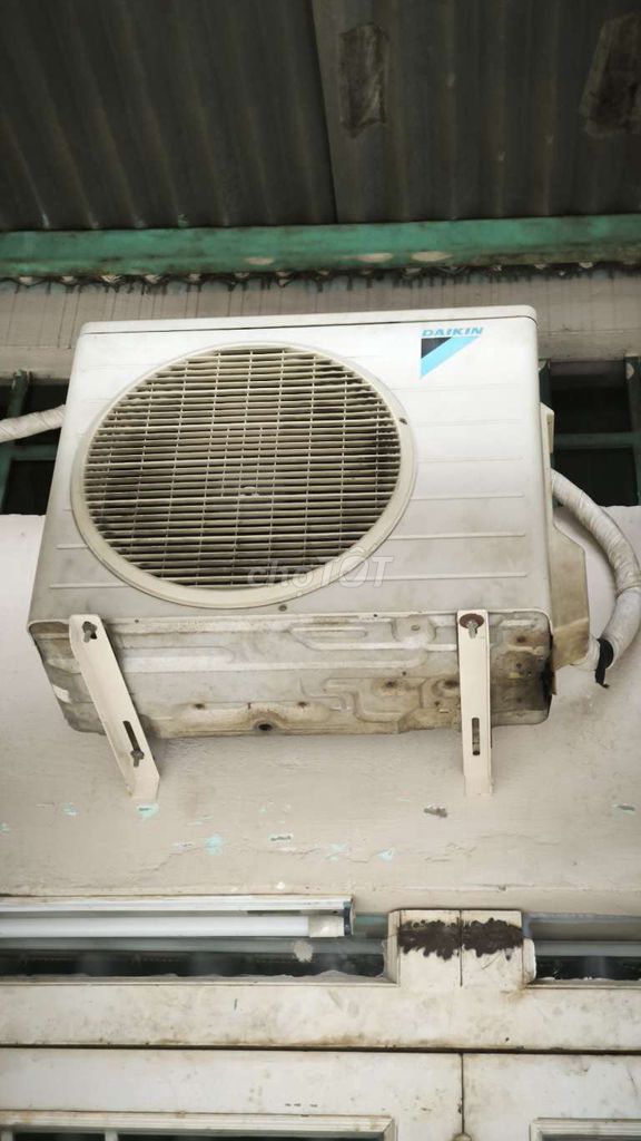 Máy lạnh Daikin 1 hp Trắng. Mua bán Máy lạnh, điều hoà tại Quận Bình Tân Tp Hồ Chí Minh được đăng bởi Vận Tải Minh Trí hình 1
