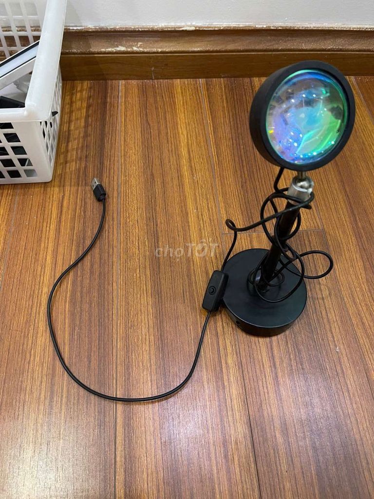 Đèn hoàng hôn 16 màu có điều khiển led rgb