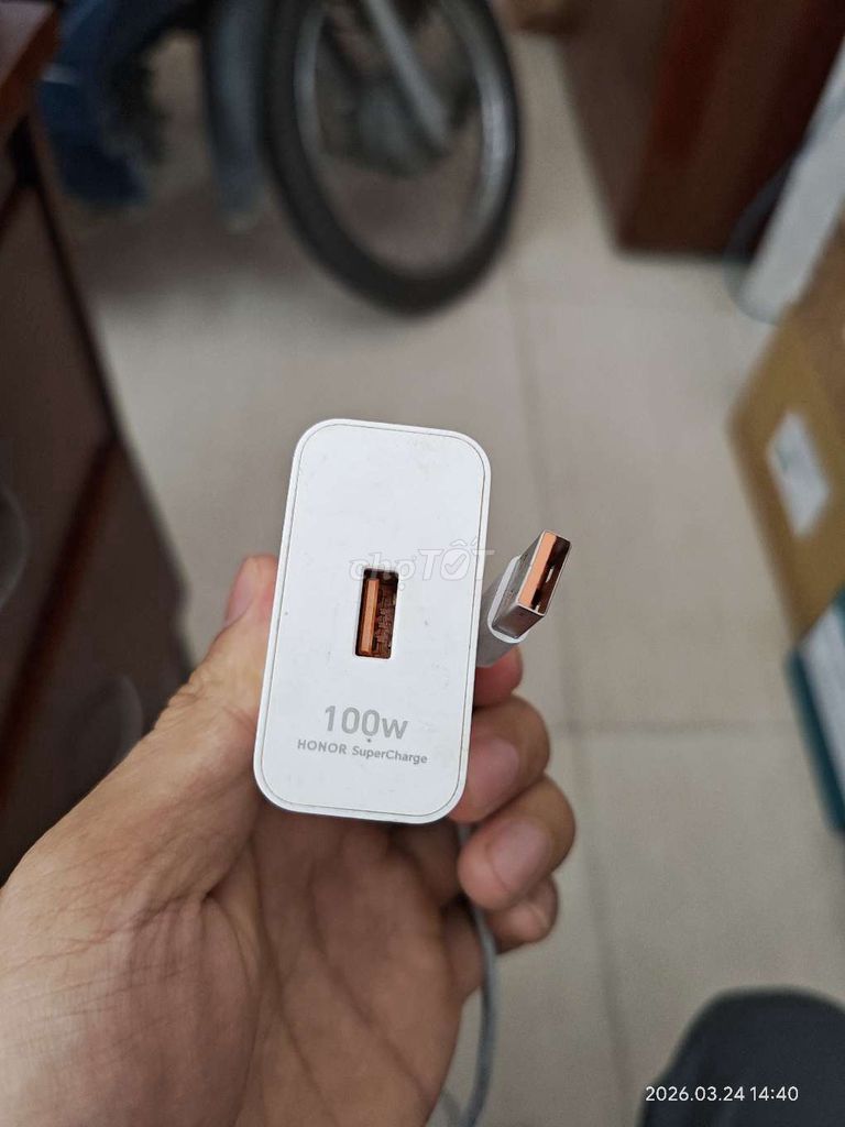 Sạc Zin Honor 100W Trắng. Mua bán Phụ kiện (Màn hình, Chuột...) tại Thành phố Mỹ Tho Tiền Giang được đăng bởi PhamVanQuynh hình 1