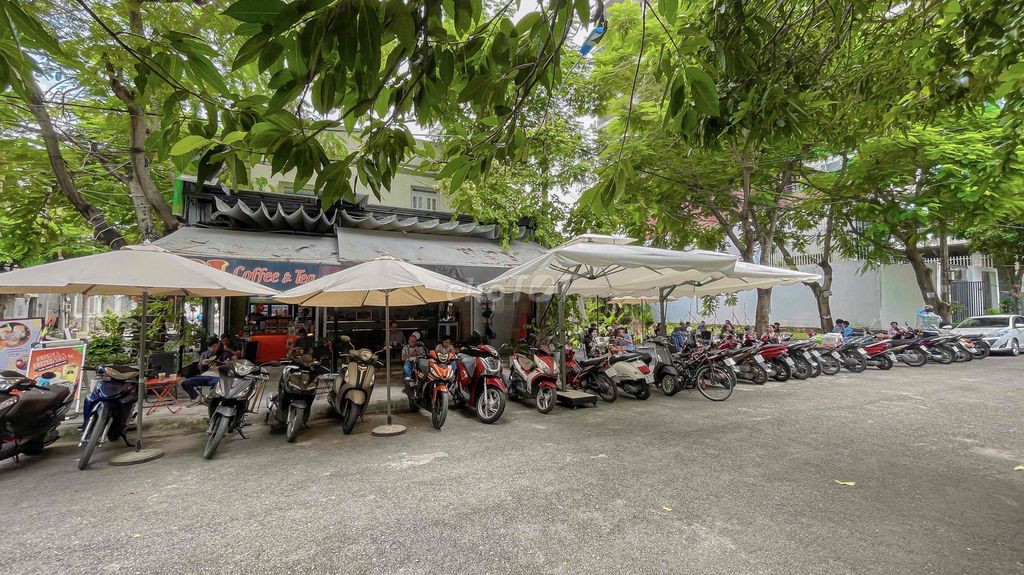 SANG NHƯỢNG QUÁN CAFE GÓC 2 MẶT TIỀN
