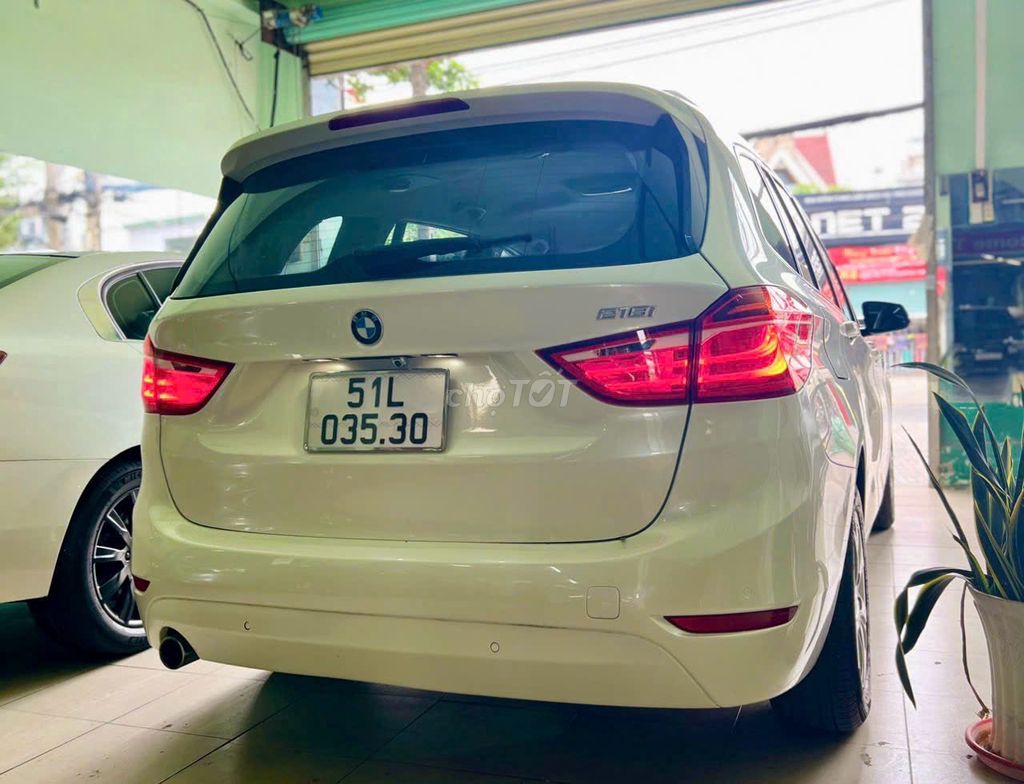 BMW 2 Series 2016 - 7 chỗ ngồi. Mua bán Ô tô tại Thành phố Thủ Đức Tp Hồ Chí Minh được đăng bởi Trúc M Auto hình 6