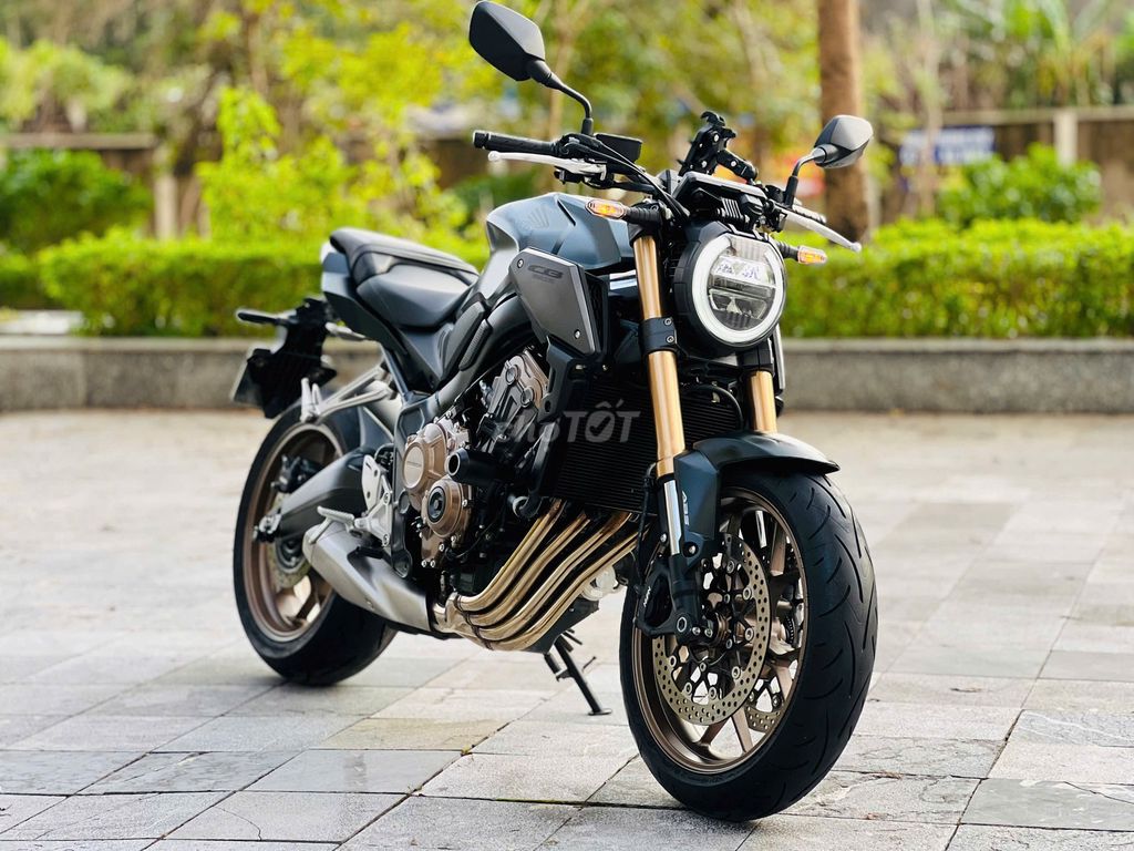 Mạnh Hà Motor bán CB650R dkld 2024 odo 3k lướt. Mua bán Xe máy tại Quận Bắc Từ Liêm Hà Nội được đăng bởi Mạnh Hà Motor hình 1