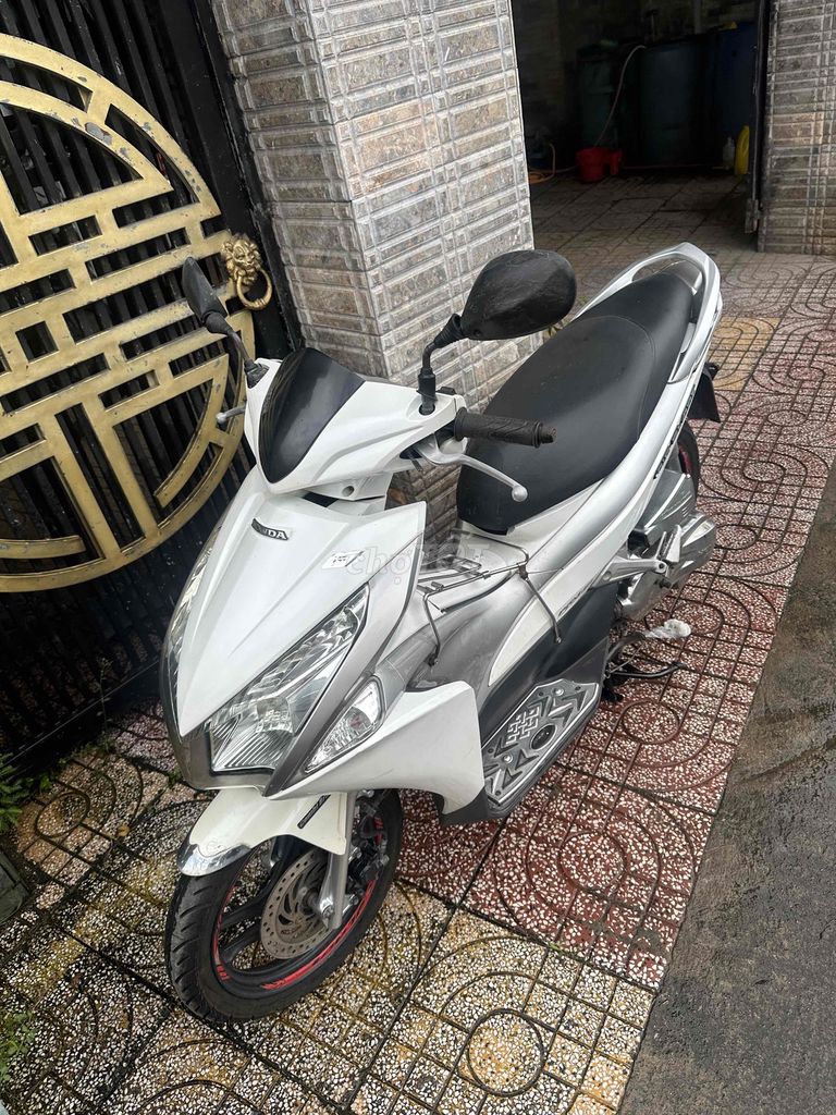 Ab 2011 Fi zin bốc hồ sơ cầm tay sang tên nhanh. Mua bán Xe máy tại Quận Thốt Nốt Cần Thơ được đăng bởi Cầm Đồ Thành Chánh  hình 3