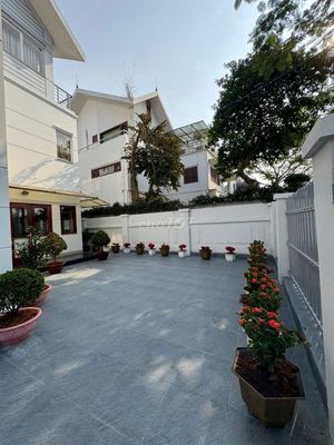 Chính chủ bán villa KDT Quang Minh, Hà Nội