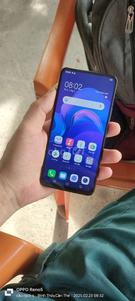 Vivo V15 ram 6 bn 128G camera thò thụt. Vân tay ok