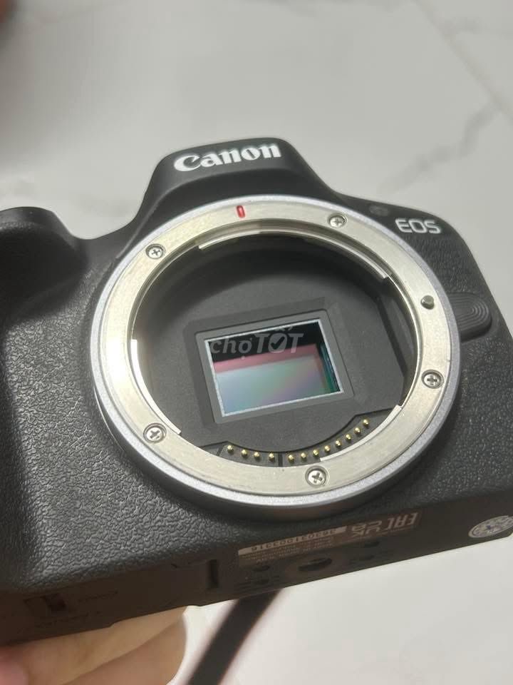 Máy ảnh Canon R50 Đen. Mua bán Máy ảnh, Máy quay tại Quận Hải An Hải Phòng được đăng bởi Hoàng XT hình 1