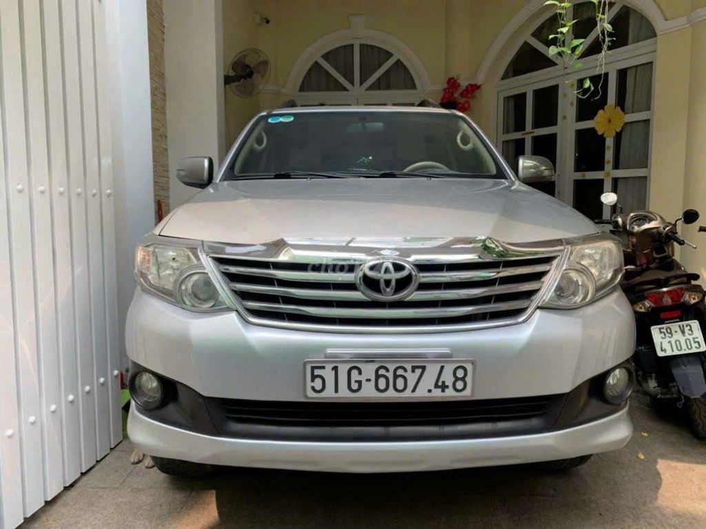Gia đình cần bán xe Toyota Fortuner bản V cao cấp. Mua bán Ô tô tại Quận Gò Vấp Tp Hồ Chí Minh được đăng bởi Tô Lâm hình 12