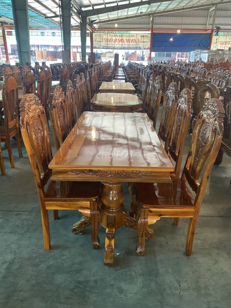 Giường sồi giá tốt tại kho