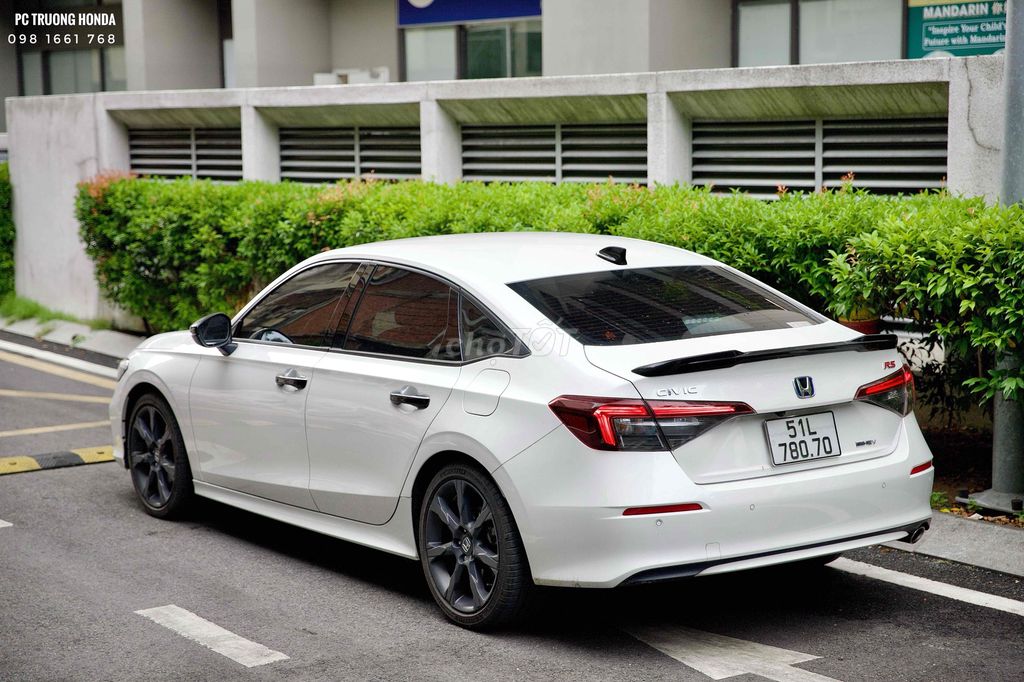 CIVIC RS HEV 2025 CAO CẤP NHẤT,  LƯỚT MỚI NHẤT VN. Mua bán Ô tô tại Quận 10 Tp Hồ Chí Minh được đăng bởi PC Trương hình 4