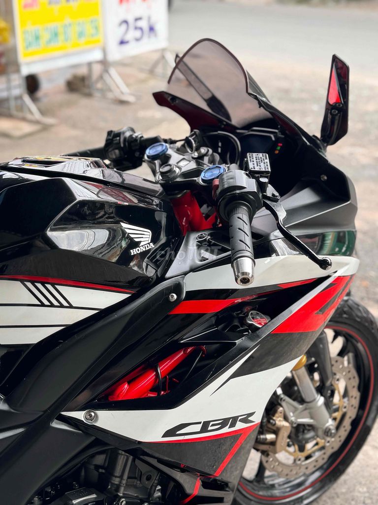 Cần bán Honda CBR250RR 2020 Abs Biển 66 9 chủ. Mua bán Xe máy tại Quận Bình Tân Tp Hồ Chí Minh được đăng bởi Việt Motor Bình Tân hình 8