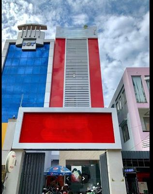 Аренда · 3 комн. · 82 м² · Quận 3, ул. Đường Huỳnh Tịnh Của