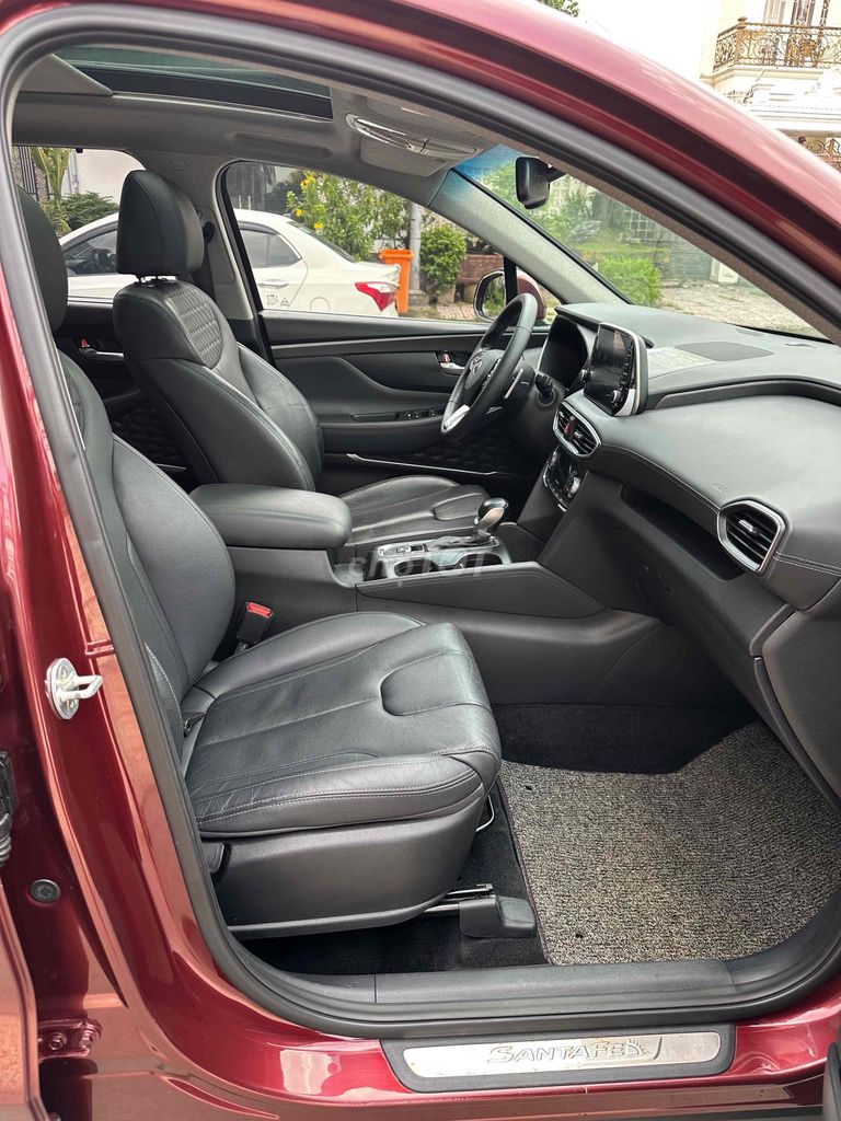 Hyundai Santa Fe 2019 máy dầu chính chủ. Mua bán Ô tô tại Huyện Củ Chi Tp Hồ Chí Minh được đăng bởi Diễm Phúc hình 10