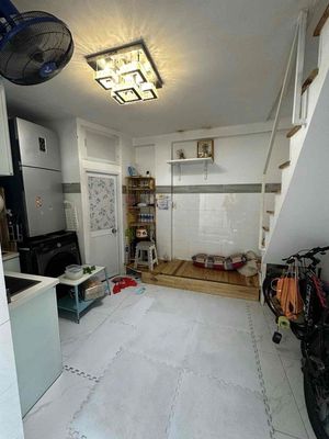 BÁN NHÀ DTSD 40.2 - SÁT MT NGUYỂN THÁI SỚN