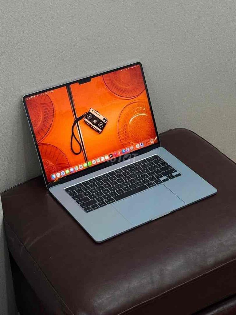 Macbook Air M4 15' 32GB/1TB Pin 99% keng. Mua bán Laptop tại Quận 10 Tp Hồ Chí Minh được đăng bởi ThinhMac 2HAND hình 1