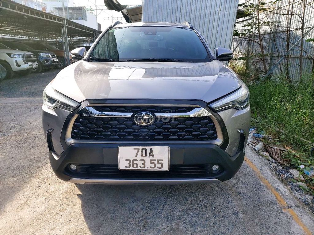 Toyota Corolla Cross 1.8V sx2022 - 48000 km 1 chủ