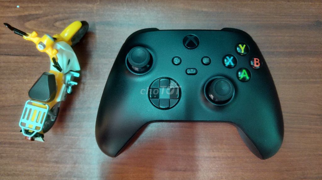 Xbox Series với Hall Effect Siêu Bền. Mua bán Thiết bị chơi game tại Quận Tây Hồ Hà Nội được đăng bởi kokami hình 1