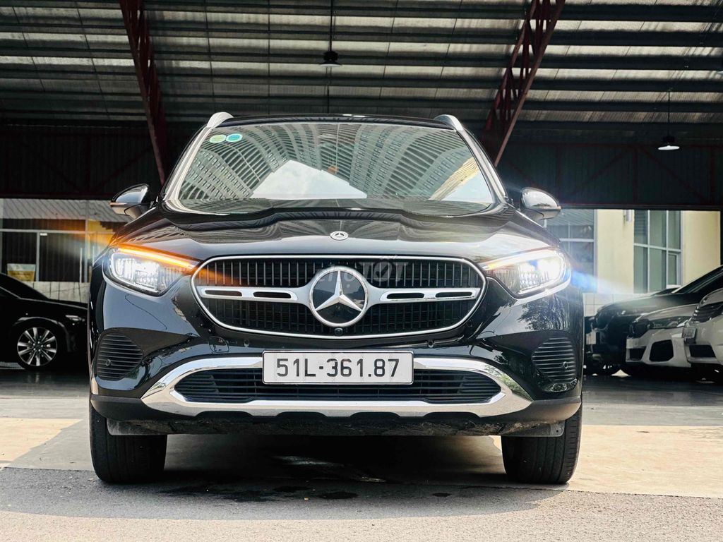 💥 Mercedes-Benz GLC200 4Matic 2023 NHƯ MỚI