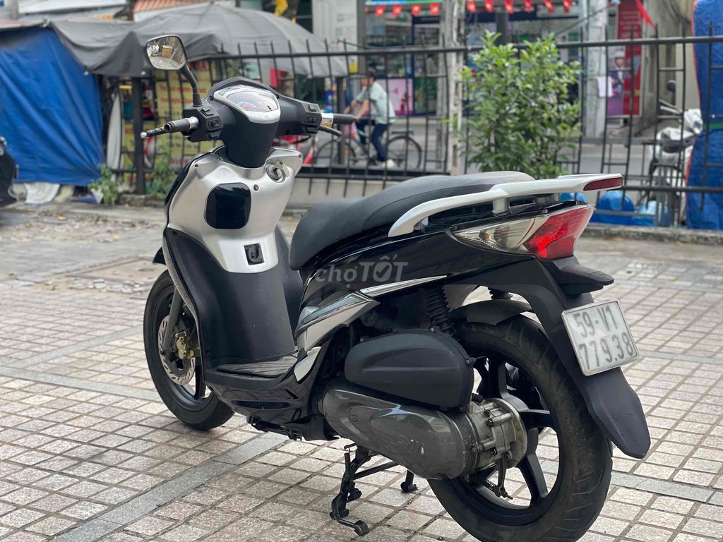 Sym Shark Fi 2013 bs Phong thuỷ 7938 có trả góp. Mua bán Xe máy tại Quận 7 Tp Hồ Chí Minh được đăng bởi Dương Đạt hình 6