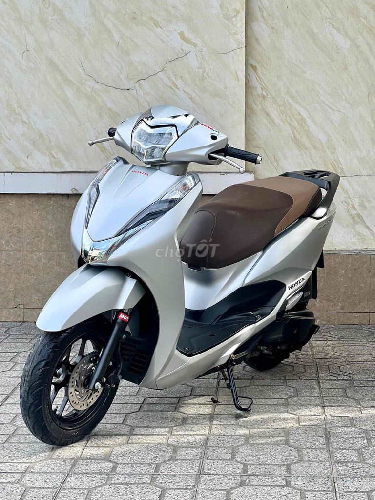honda lead 125cc  bstp máy móc nguyên zin 9chủ. Mua bán Xe máy tại Quận 12 Tp Hồ Chí Minh được đăng bởi CHXM Phương Nam Chuyên Bán Xe Trả Góp Bao Nợ Xấu hình 8