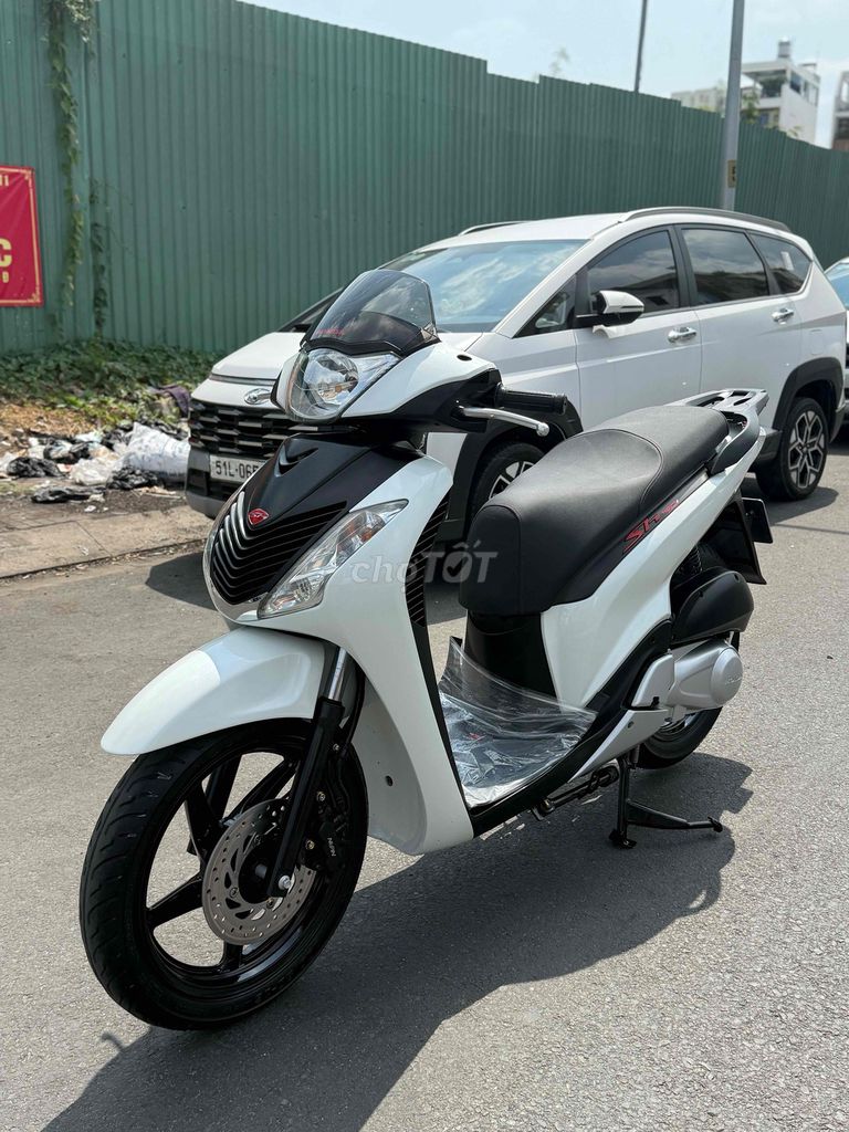 sh150 nhập ý bstp chính chủ xe zin nguyên bản. Mua bán Xe máy tại Quận 11 Tp Hồ Chí Minh được đăng bởi Phú Hào SH nhập ý shvn các dòng xe phổ thông  hình 8