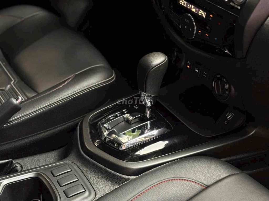 NISSAN NAVARA PRO4x 2023 Đăng ký lần đầu 2024. Mua bán Ô tô tại Quận Tân Phú Tp Hồ Chí Minh được đăng bởi Thuý Thanh hình 9