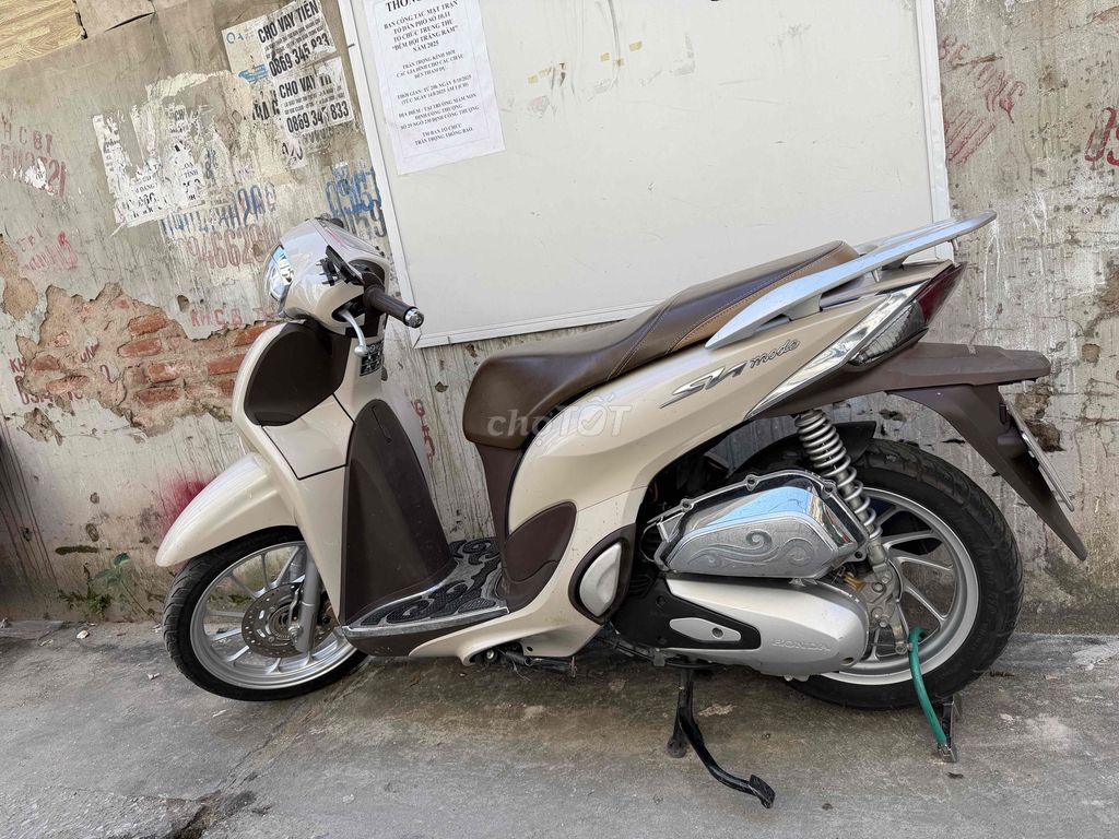 Honda SH Mode 2021 ABS Vàng kem. Mua bán Xe máy tại Quận Hoàng Mai Hà Nội được đăng bởi Nguyễn Hà hình 3