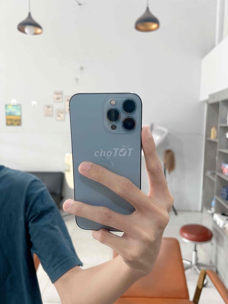 Apple iPhone 13 Pro Max 128GB Xanh blu. Mua bán Điện thoại tại Thành phố Thuận An Bình Dương được đăng bởi Tuan Anh hình 1