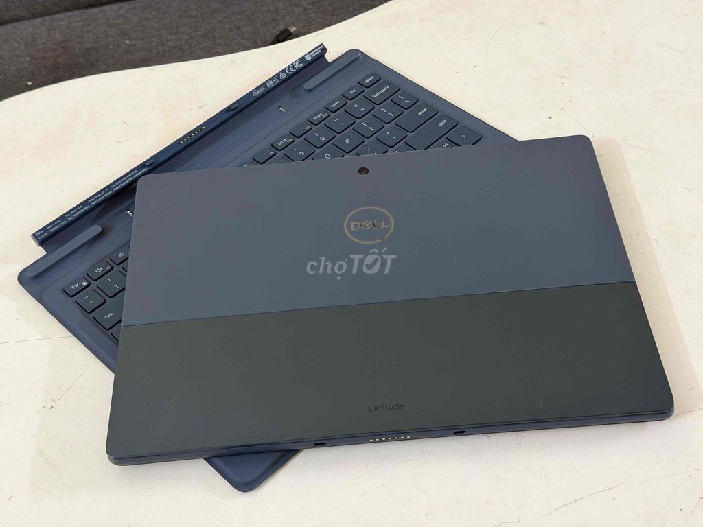 Dell 7350 Detachable U5 134U 16G 256G 13" 3K Touch. Mua bán Laptop tại Quận Ba Đình Hà Nội được đăng bởi Tùng Lê hình 1