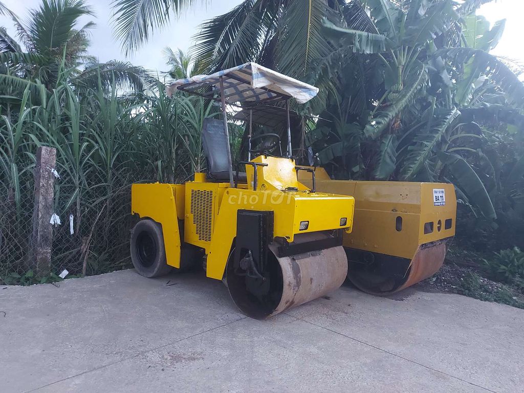 LU RUNG BOMAG 3,55t, 2 CẦU QUÁ ÊM. Mua bán Phương tiện khác tại Huyện Cái Bè Tiền Giang được đăng bởi AN hình 1