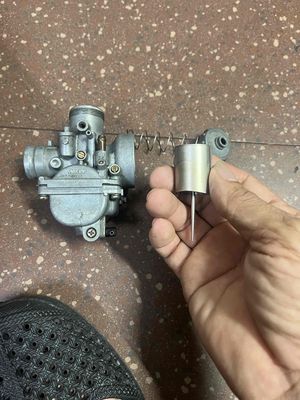 Dư 2 cái bình xăng con suxipo 120. Mua bán Phụ tùng xe tại Quận 5 Tp Hồ Chí Minh được đăng bởi SH cafe