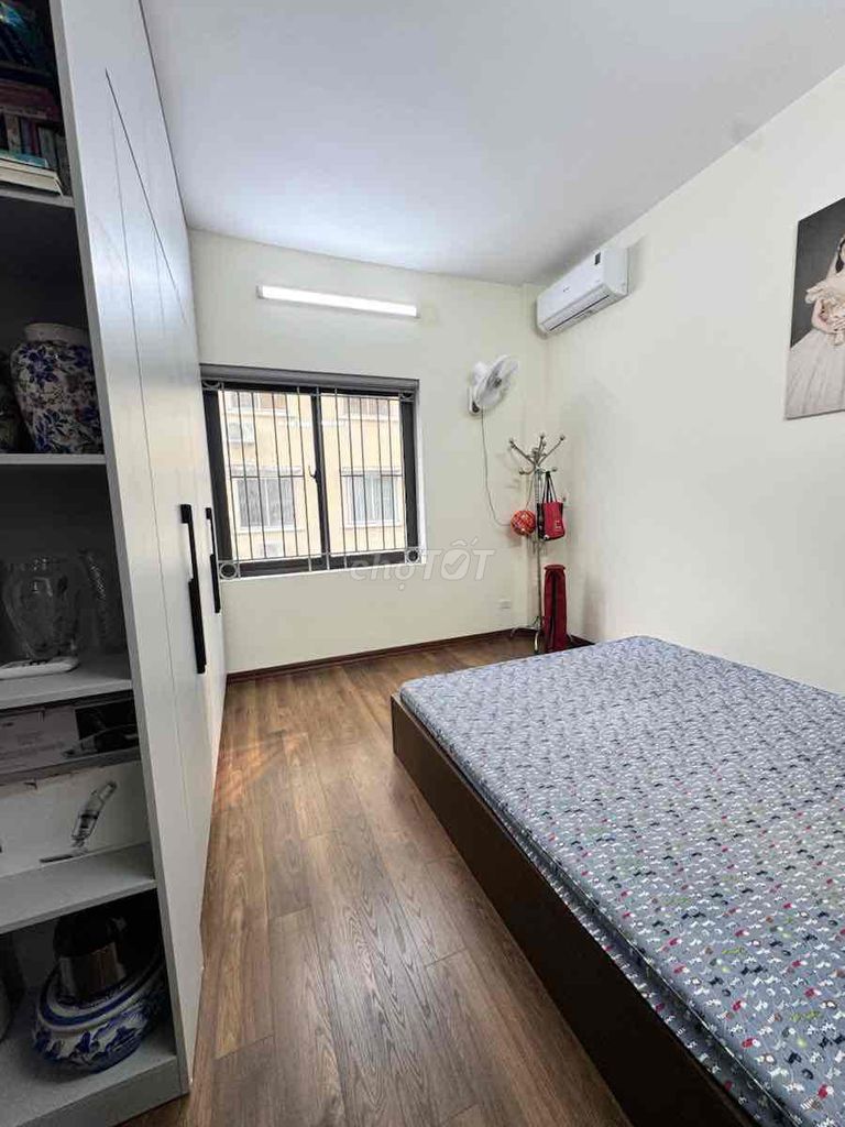 Bán chung cư phố Định Công 66m T2 giá 5 tỷ sổ CC có TL full nội thất 2 - ảnh 5