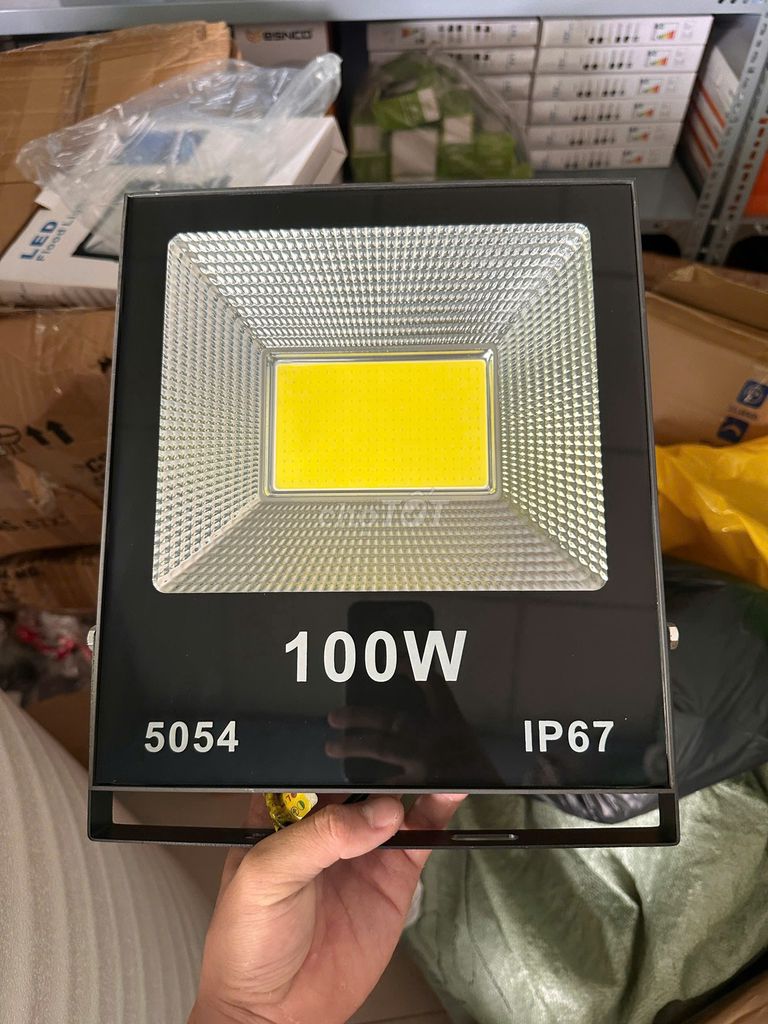 ĐÈN PHA COB 100W CHỐNG NƯỚC