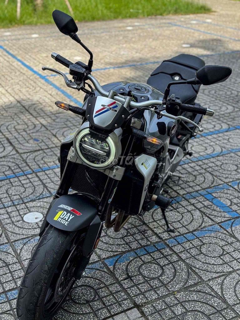 Honda CB1000R Neo Sport Café Xám. Mua bán Xe máy tại Quận 8 Tp Hồ Chí Minh được đăng bởi my  hình 7
